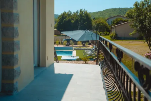 Location - Villa Soleya -  75M²- Climatisation - Jacuzzi - Piscine - Terrain Clos - 1500M² - Tv. - image n°4 - Camping du Pont