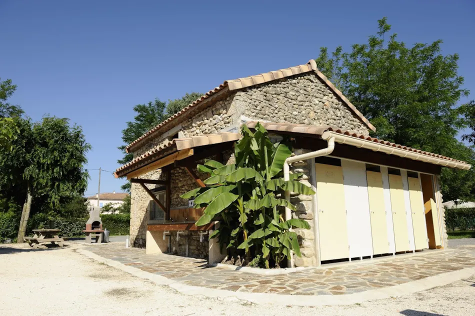 CAMPING LES HORTENSIAS