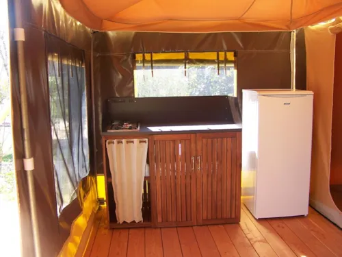 Location - Bungalow Toile 2 Chambres (Sans Sanitaires) - image n°2 - CAMPING LES HORTENSIAS