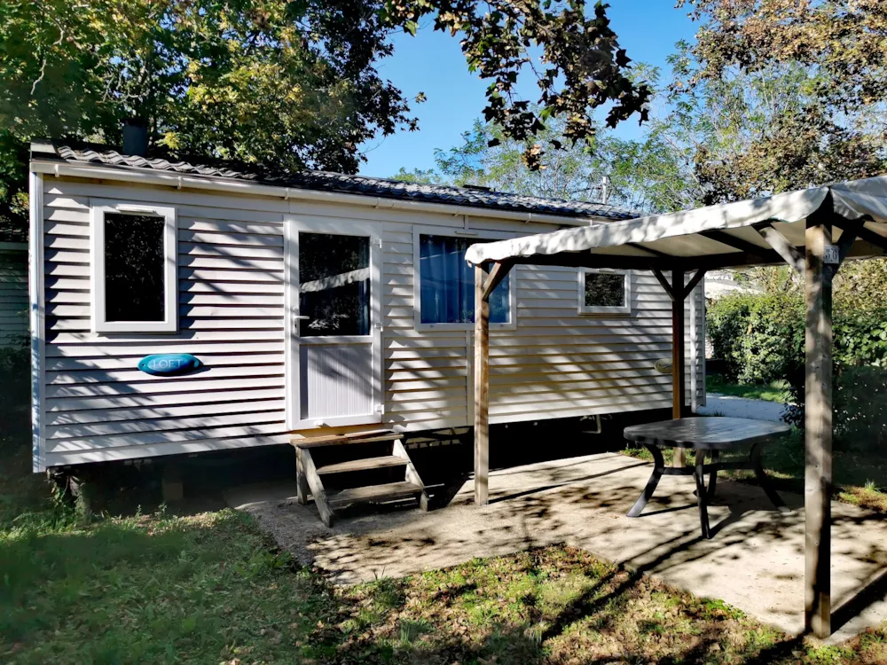 Location - Mobil-Home  2 Chambres+ - CAMPING LES HORTENSIAS