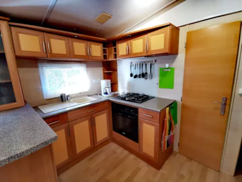 Location - Mobil-Home 2 Chambres+ Climatisé - image n°3 - CAMPING LES HORTENSIAS