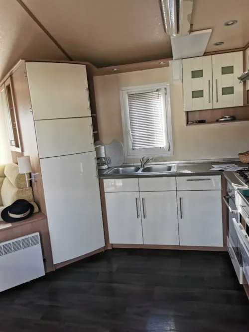 Location - Mobil-Home 2 Chambres+ Climatisé Premium - image n°3 - CAMPING LES HORTENSIAS