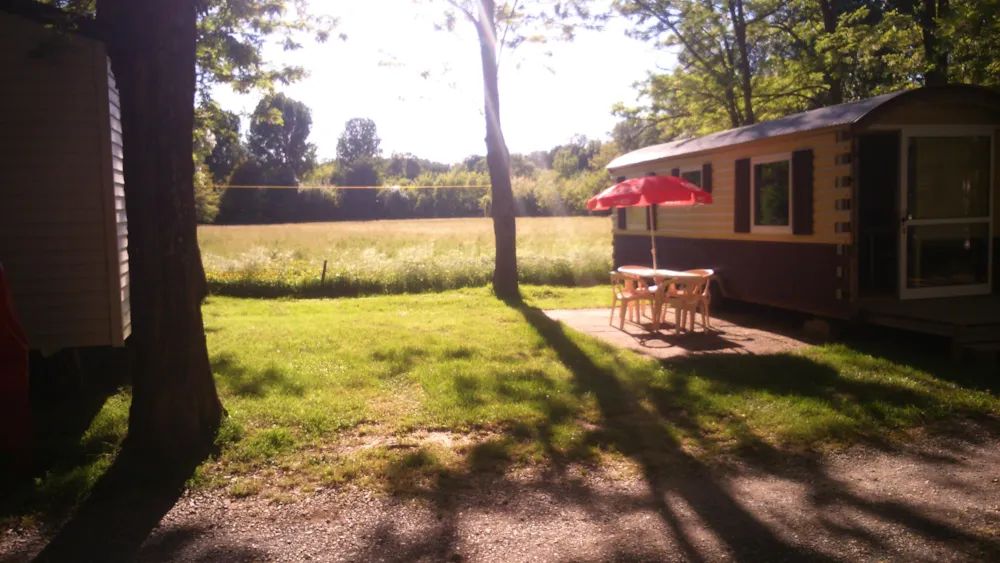 Location - Roulotte Arizona 18M² - CAMPING LE CHASSEZAC
