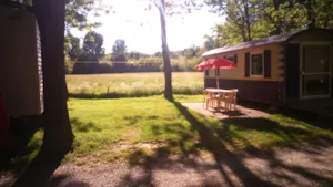 Locatif - Roulotte ARIZONA (grande caravane) 18m² - CAMPING LE CHASSEZAC