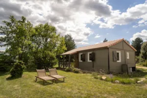 Locatif - Vue sur le Ventoux - PMR - CAMPING DOMAINE DE BRIANGE