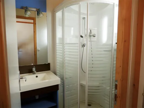 Location - Bungalow 4 Pers. - image n°4 - CAMPING DOMAINE DE BRIANGE