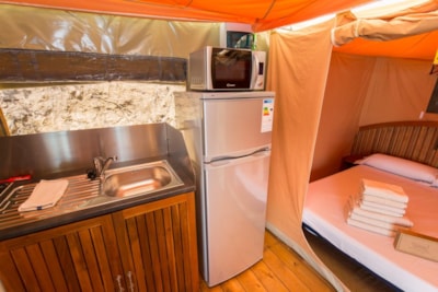 Caraibes tent 20m² - 2 bedrooms with Sea View — 3
