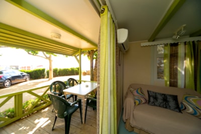 Bungalow B — 8