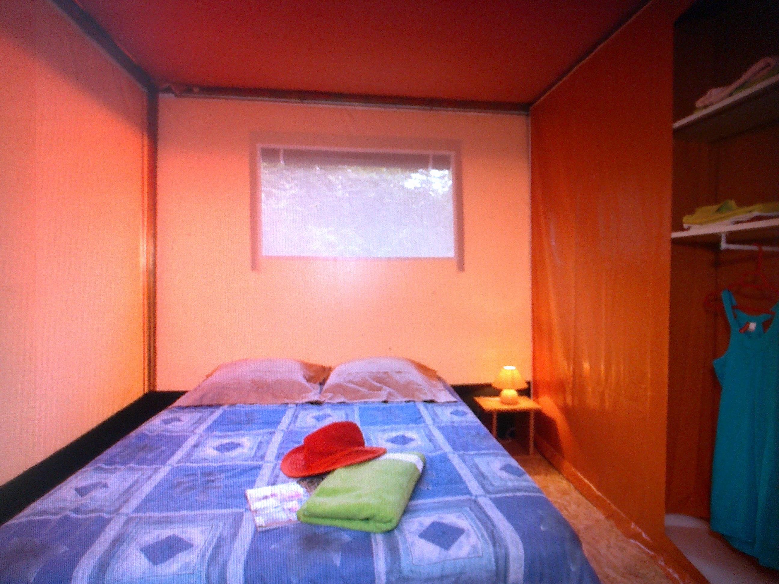 Accommodation - Canvas Bungalow Double Kiwi - Camping Arc en Ciel