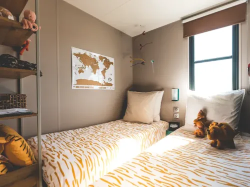 Location - Cottage Maé*** - 4 Personnes - 2 Chambres - Climatisé - image n°4 - Camping Arc en Ciel