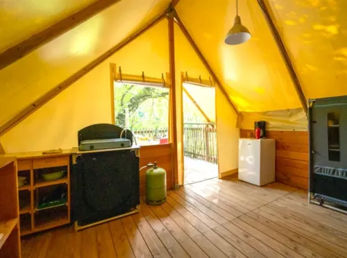 Mietunterkunft - Lodge Nature** -  4 Personen - 2 Schlafzimmer - Ohne Sanitäranlagen - image n°2 - Camping Arc en Ciel