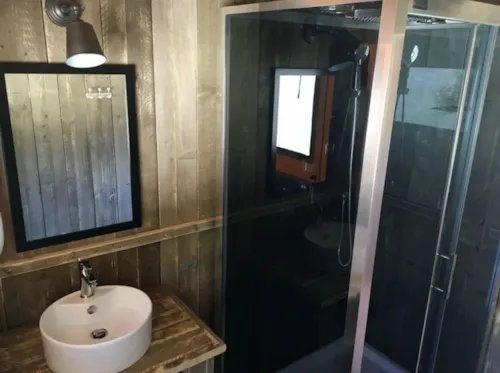 Mietunterkunft - Lodge Confort***  - 5 Personen - 2 Schlafzimmer - image n°5 - Camping Arc en Ciel