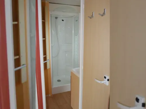 Location - Cottage Java*** - 6 Personnes - 3 Chambres - Climatisé - image n°7 - Camping Arc en Ciel