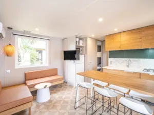  - Cottage Cosy***  - 6 personen - 3 Schlafzimmer - Klimaanlage - Camping Arc en Ciel