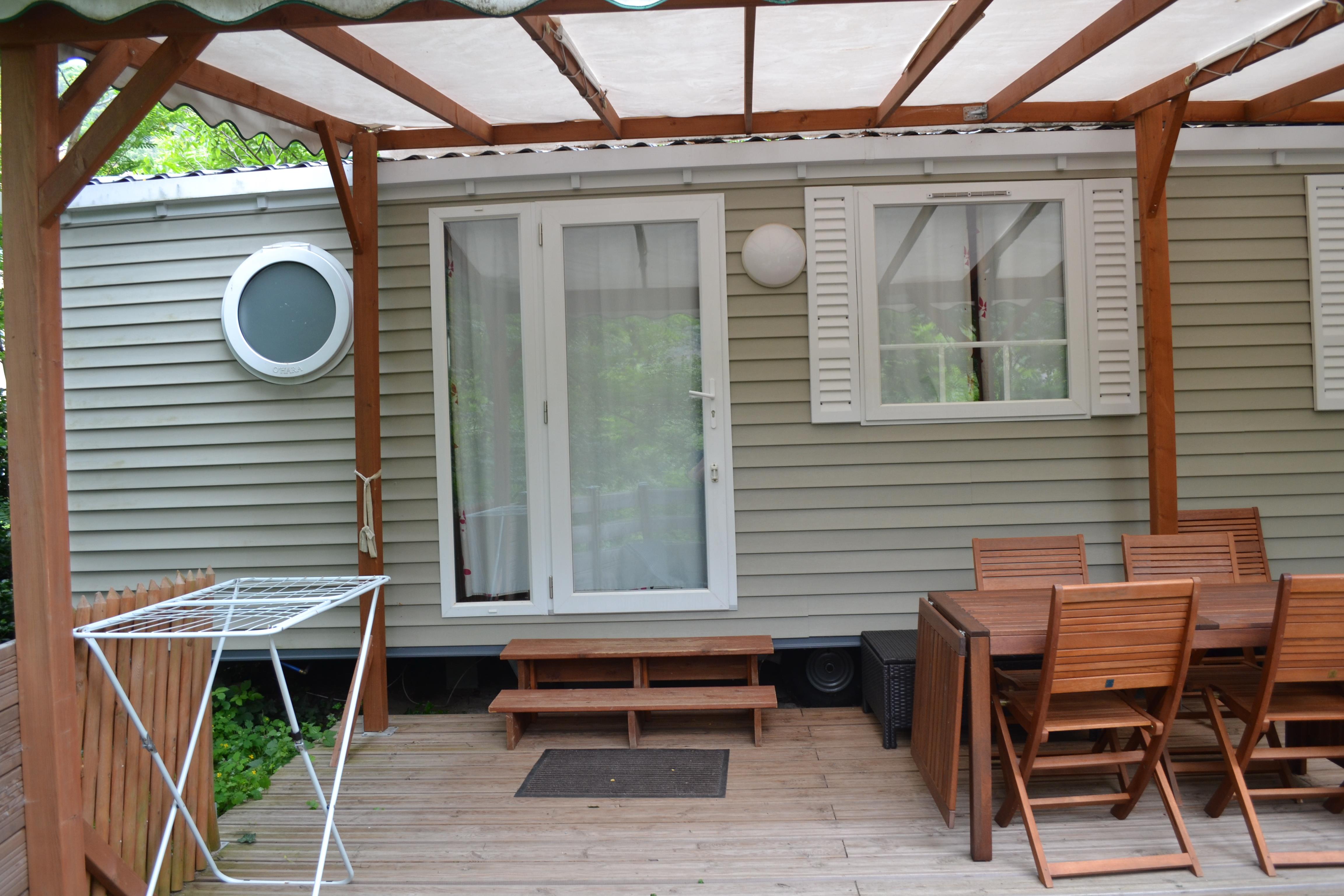 Accommodation - Mobilhome 3 Bedrooms + Sheltered Terrace - Camping Le Barutel