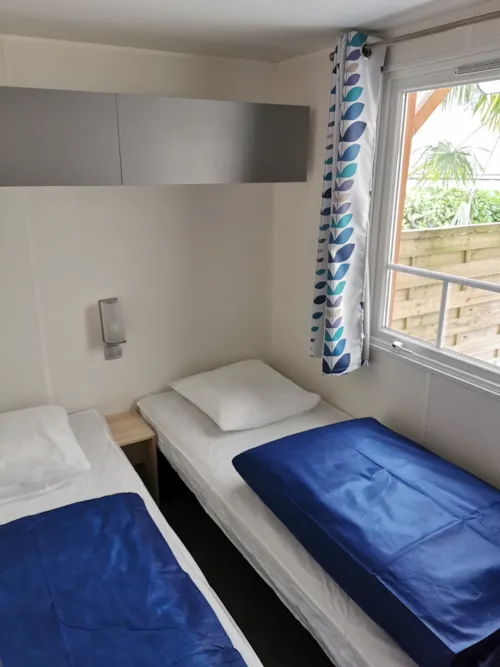 Accommodation - Mobile Home M°6 / 3 Bedrooms + Air Conditioning + Large Terrace With River View - image n°2 - Camping Le Barutel