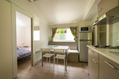 2-bedroom mobile home D