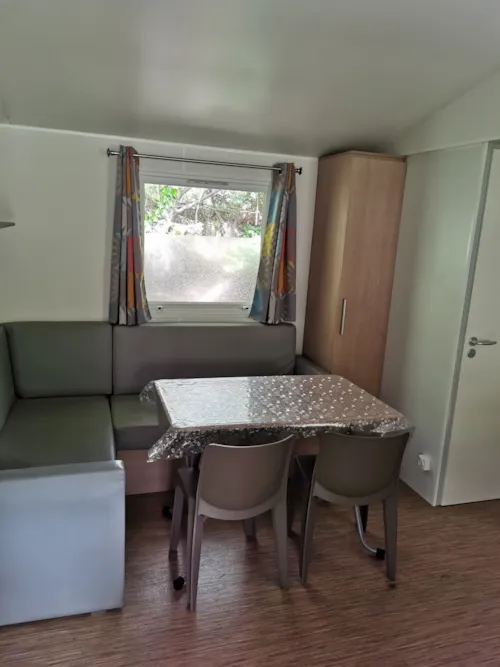 Mietunterkunft - Mobilheim 3 Zimmer - image n°2 - Camping Le Barutel