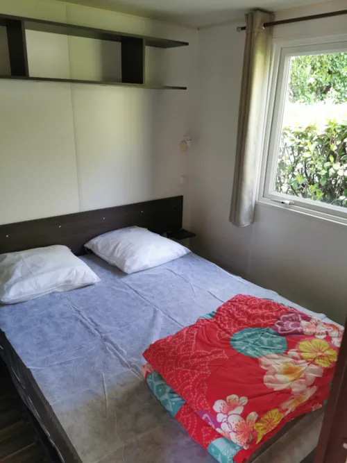 Mietunterkunft - Mobilheim 3 Zimmer - image n°3 - Camping Le Barutel