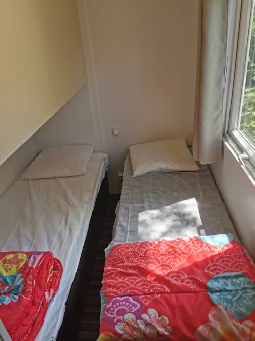 Mietunterkunft - Mobilheim 3 Zimmer - image n°4 - Camping Le Barutel
