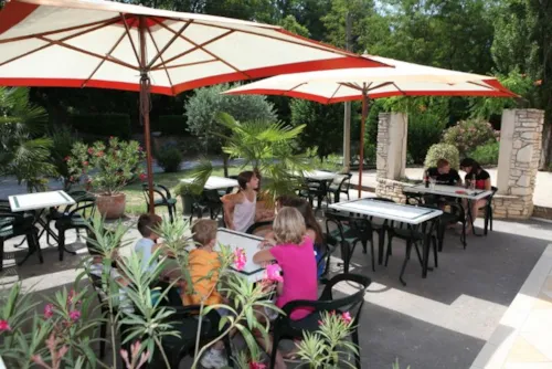 Mietunterkunft - Mobilheim Prémium O’Hara 845 - Klimaanlage (3 Zimmer) - image n°9 - Camping Le Clapas