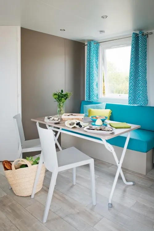 Huuraccommodatie(s) - Stacaravan Classique S - Irm Loggia - Airconditioning (2 Slaapkamers) - image n°4 - Camping Le Clapas