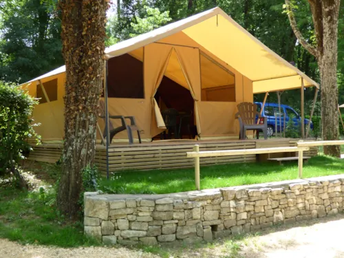Accommodation - Equipped Lodge Tent D - 2 Bedrooms / Terrace (Without Toilet Blocks) - image n°2 - Camping Le Clapas