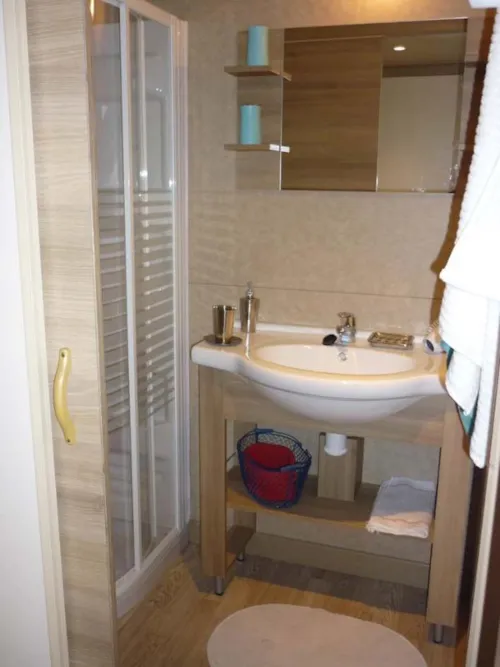 Accommodation - Chalet Titom 1/5 Pers. - image n°5 - Camping le Verger de Jastres