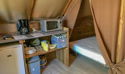 Huuraccommodatie(s) - Tente Lodge Canadienne - image n°2 - CAMPING DE BELOS