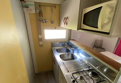 Mietunterkunft - Chalet Titom 4 Adults - image n°2 - CAMPING RELAIS DES BRISON