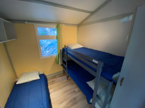 Mietunterkunft - Chalet Titom 4 Adults + 1 Child - image n°5 - CAMPING RELAIS DES BRISON