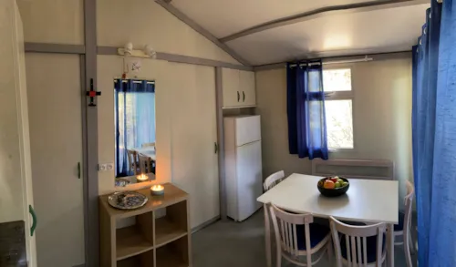 Mietunterkunft - Chalet Morea 4 Adults + 2 Children - image n°3 - CAMPING RELAIS DES BRISON