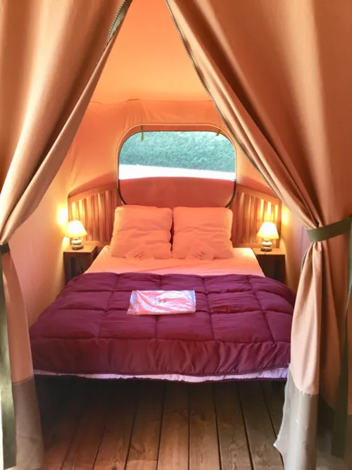 Huuraccommodatie(s) - Bungalowtent - image n°2 - Camping du Bas Larin