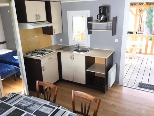 Huuraccommodatie(s) - Families-Bungalow 6 Personen- - image n°5 - Camping du Bas Larin