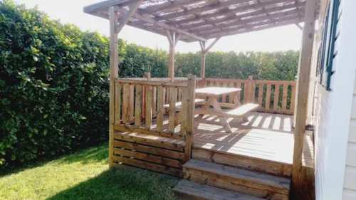 Location - Bungalow 4 Personnes - image n°3 - Camping du Bas Larin