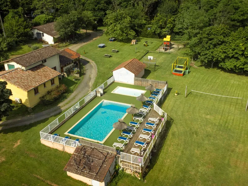 Camping du Bas Larin - image n°1 - Camping2Be