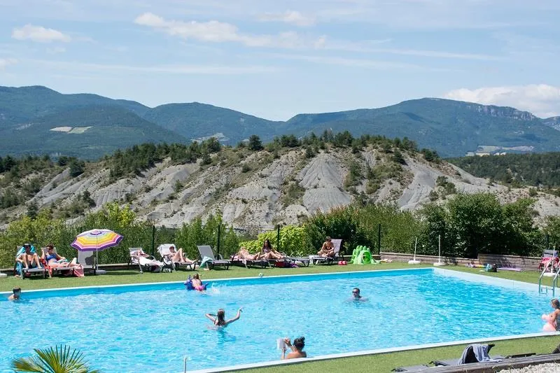 Flower Camping Les Hauts de Rosans