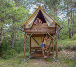 Location - Tente Standard "Bivouac" 5M² - 1 Chambre - Sans Sanitaire - Flower Camping Les Hauts de Rosans