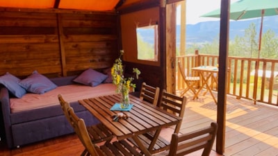 Lodge Confort "Paillotte" 35m² - 2 bedrooms + private facilities - covered terrace