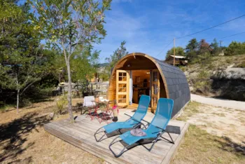 Mietunterkunft - Holzhütte Insolite "Pod" 15M²- Klimaanlage  - Terrasse  - Plancha + Nespresso - Flower Camping Les Hauts de Rosans