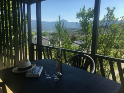 Chalet Confort + *CLIM* "Nouméa" 25m² - (Model 2) 2 Bedrooms + 12m² Covered terrace + TV