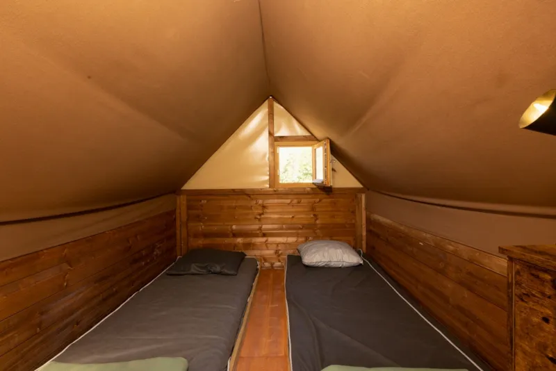 Hébergement En Hauteur "Le Nid" 34M² - Lv - 3 Chambres - Terrasse - Ombragé