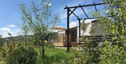 Huuraccommodatie(s) - Stacaravan Premium "Patio" 37M² - 2 Slaapkamers- 2 Tv / 2 Badkamesr / Vaatwasser  ++ Privé Tuin - Flower Camping Les Hauts de Rosans