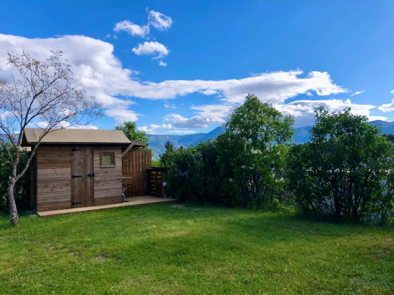 Forfait Premium - Emplacement Équipé D'un Sanitaire Individuel (1 Véhicule Par Emplacement Maximum)
