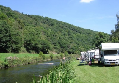 Pitch at the riverbank + Camper or Car and caravan + Electricity
