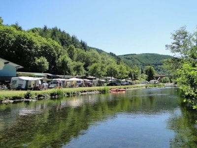 Pitch at the riverbank + car + Caravan / Tent / Trailer Tent + electricity