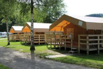 Mietunterkunft - Xl-Zelt Safari - Ohne Sanitäranlagen - 1 Auto Inklusive - Camping Kautenbach