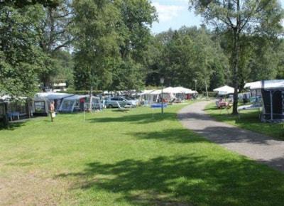 Pitch caravan, incl 2 persons