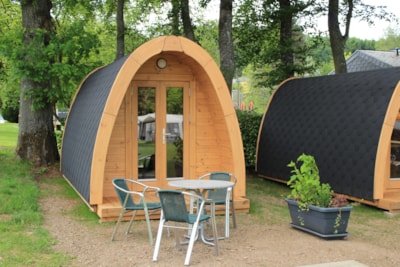 Pod, Including littery.