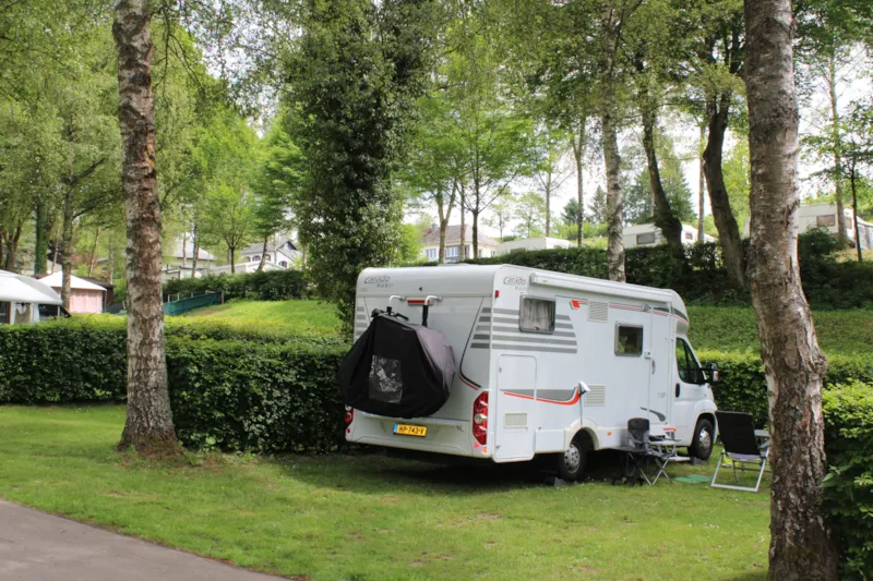 Emplacement Camping-Car Incl. 1 Personne
